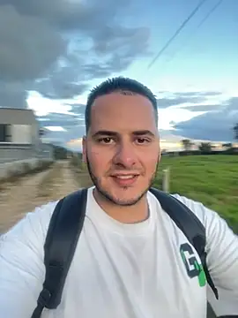 Pablo EscobarGomez online show from May 2026 11:00:01 PM