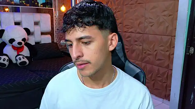 Alan Del Reyx online show from September 2025 04:39:02 AM