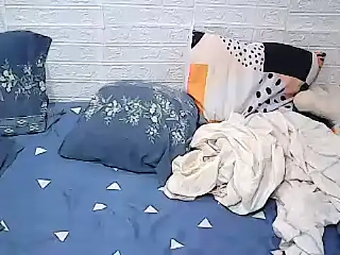 xxhottinybabe online show from March 2026 11:19:01 PM