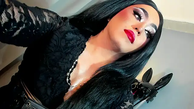 Snapshot of MagnaCumLoader17 chatting on November 2025 10:11:02 PM MagnaCumLoader17 online show from November 2025 10:11:02 PM