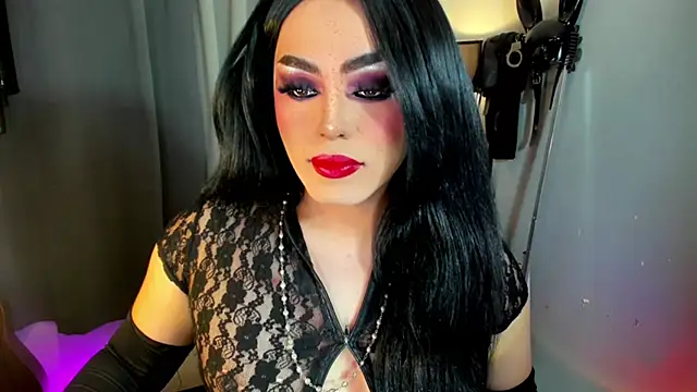 Snapshot of MagnaCumLoader17 chatting on December 2025 08:05:02 PM MagnaCumLoader17 online show from December 2025 08:05:02 PM