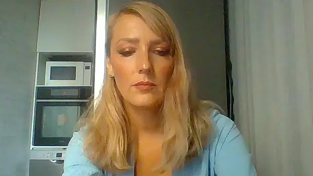 Vexxaa online show from October 2025 02:12:02 PM