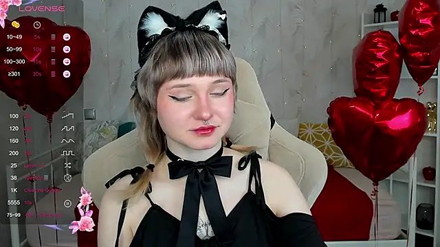 Tori Cutie online show from February 2026 12:09:01 AM