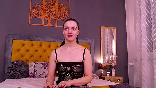 Jessica White  online show from January 2026 04:05:01 AM