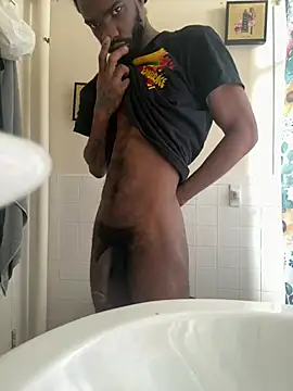 BigBDMari online show from April 2026 02:58:01 PM