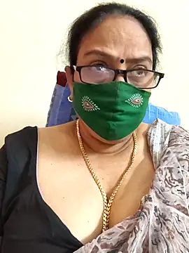 Snapshot of heera-rani chatting on March 2026 07:15:01 AM heera-rani online show from March 2026 07:15:01 AM