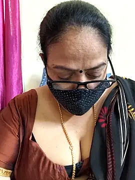 Snapshot of heera-rani chatting on March 2026 06:54:02 AM heera-rani online show from March 2026 06:54:02 AM