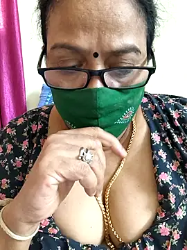 Snapshot of heera-rani chatting on March 2026 09:02:01 AM heera-rani online show from March 2026 09:02:01 AM