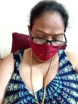 Snapshot of heera-rani chatting on March 2026 06:07:02 AM heera-rani online show from March 2026 06:07:02 AM