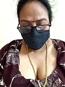 Snapshot of heera-rani chatting on April 2026 06:24:01 AM heera-rani online show from April 2026 06:24:01 AM