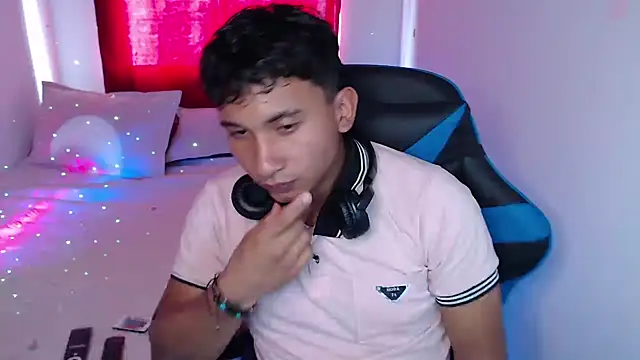 Snapshot of _Duvan_123 chatting on January 2026 06:35:02 PM Duvan 123 online show from January 2026 06:35:02 PM