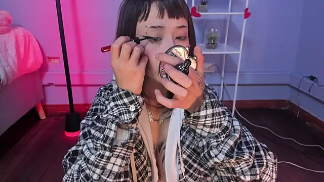 Hannahpage online show from February 2026 12:15:01 PM