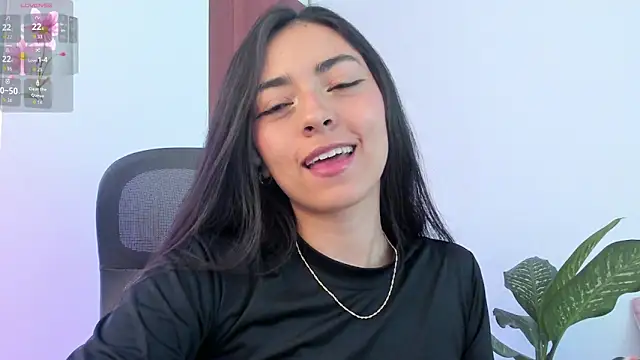 canelleGarces online show from March 2026 06:14:02 PM