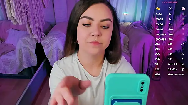 ashton heidii online show from September 2025 10:13:02 PM