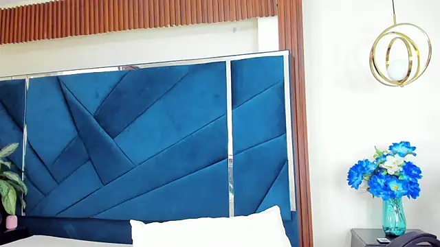 KikaDuque online show from April 2026 07:08:02 PM