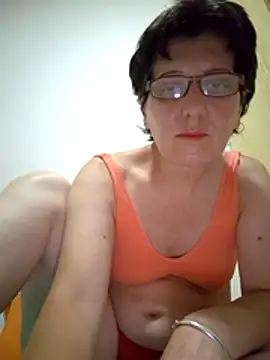 Snapshot of Vera_Elle chatting on July 2026 08:33:01 PM Vera Elle online show from July 2026 08:33:01 PM