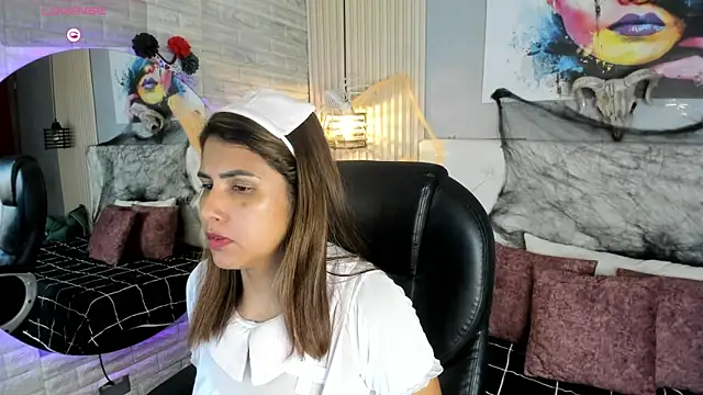 scarletbaker  online show from October 2025 01:33:02 PM