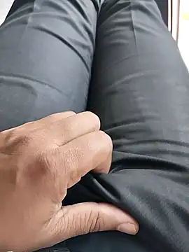 hunk28 6 online show from October 2025 08:04:02 AM