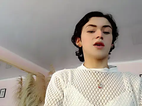 nathalialoes1 online show from October 2025 07:22:01 PM