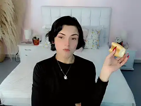 nathalialoes1 online show from October 2025 07:13:01 PM