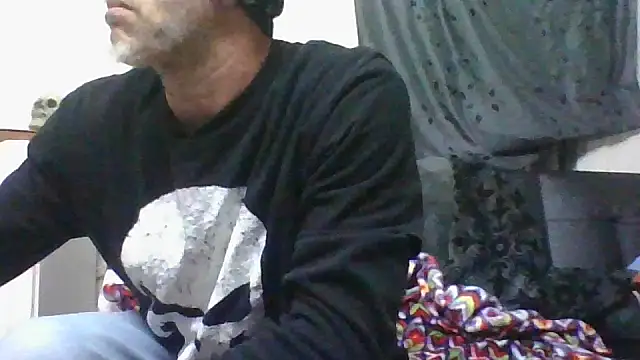 Snapshot of jarjar83 chatting on November 2025 05:42:01 AM jarjar83 online show from November 2025 05:42:01 AM