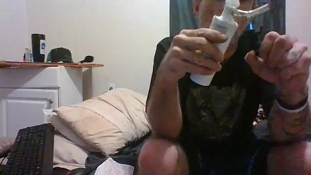 Snapshot of jarjar83 chatting on November 2025 09:50:02 AM jarjar83 online show from November 2025 09:50:02 AM