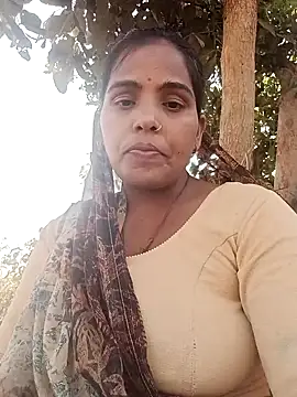 Snapshot of Cut_rajbati chatting on November 2025 06:24:01 AM Cut rajbati online show from November 2025 06:24:01 AM