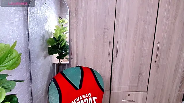 Snapshot of PinooyMilker chatting on November 2025 04:40:02 PM PinooyMilker online show from November 2025 04:40:02 PM