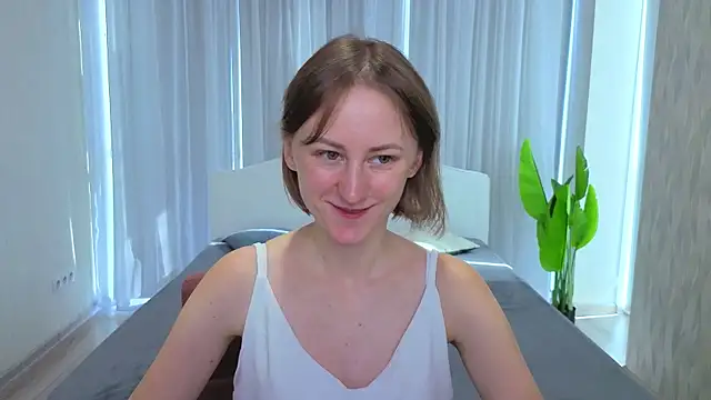 LuluChiiii online show from October 2025 10:46:02 AM