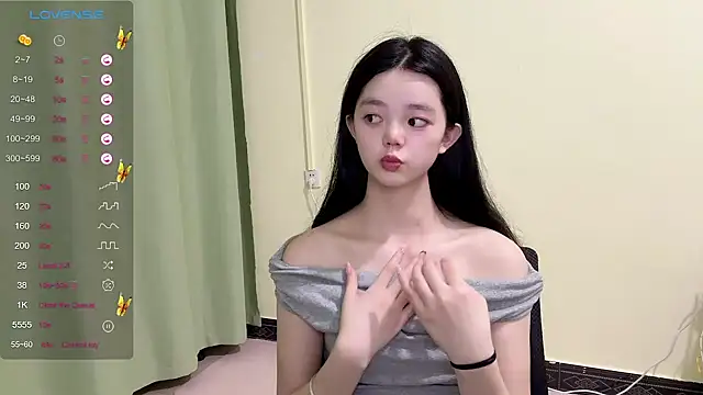 Nicole-13 online show from September 2025 01:16:01 PM