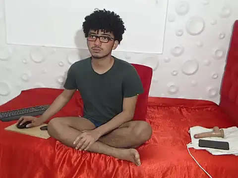 Snapshot of felipecams123 chatting on September 2025 01:10:01 AM felipecams123 online show from September 2025 01:10:01 AM