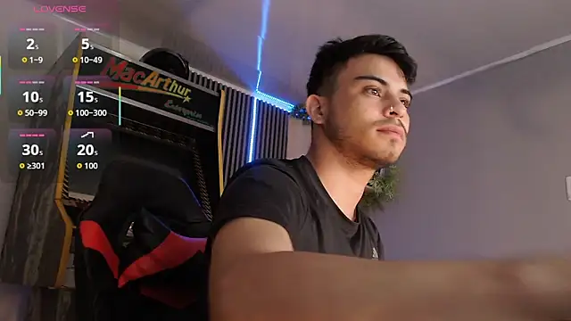 Bastian MCcormick online show from September 2025 01:46:02 PM