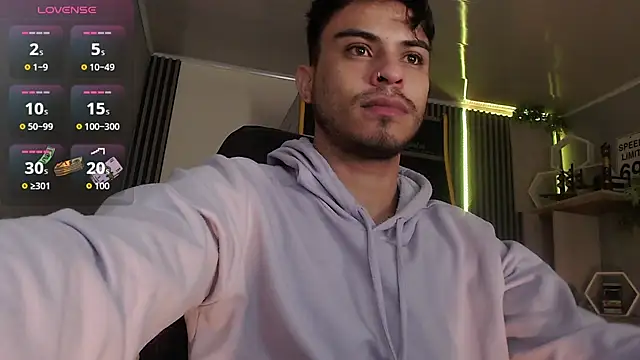 Bastian MCcormick online show from November 2025 12:04:01 PM