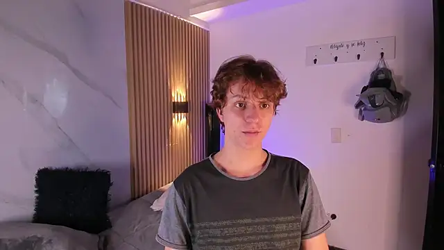 IM DAREN online show from December 2025 03:04:02 AM