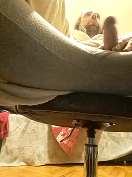 Niptalk84 online show from October 2025 09:05:02 PM