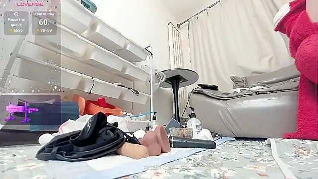 fox-yiyi online show from February 2026 08:01:02 AM