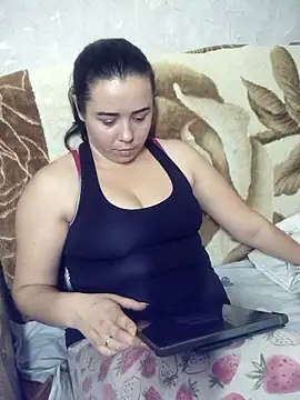 CutieMarine online show from October 2025 08:45:02 AM