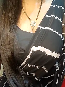 Snapshot of officialbhabhi chatting on October 2025 05:36:02 PM officialbhabhi online show from October 2025 05:36:02 PM