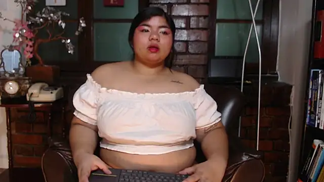 Snapshot of Lia_Arellano chatting on December 2025 07:08:02 PM Lia Arellano online show from December 2025 07:08:02 PM