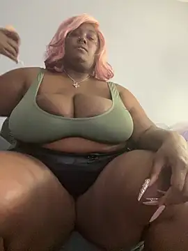 Cocomamii1 online show from March 2026 12:56:02 AM