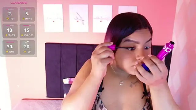 curvybrunnett online show from March 2026 12:55:01 PM