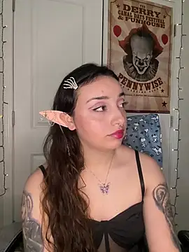 CharmingMaddie online show from March 2026 08:52:02 PM