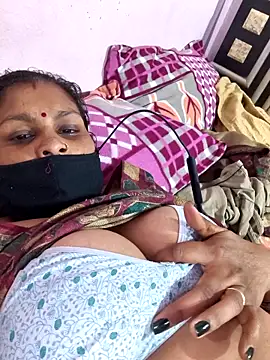 Love-pari077 online show from February 2026 02:59:02 PM