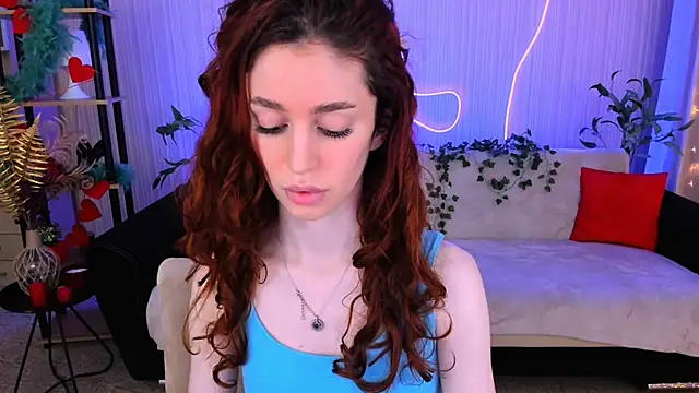 Snapshot of ChristinaConteeree chatting on June 2026 07:19:01 PM ChristinaConteeree online show from June 2026 07:19:01 PM