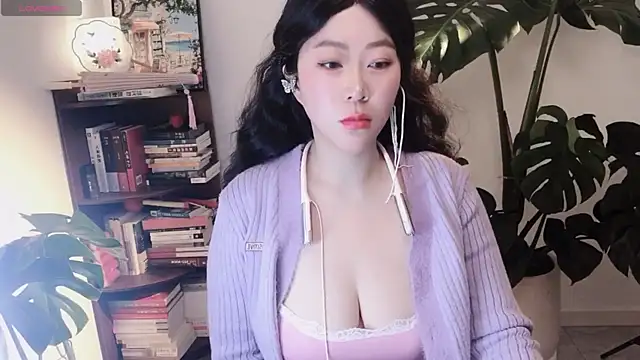 Emmaq996 online show from February 2026 02:16:01 AM