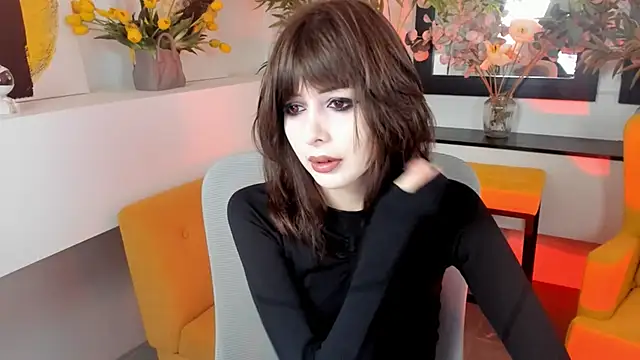 CrystallBloom online show from October 2025 04:24:01 AM