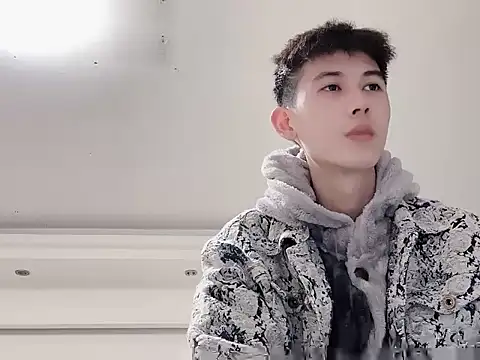 xiaojie2563 online show from November 2025 11:35:01 AM