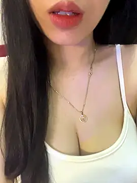 Snapshot of Mon_monbaby chatting on November 2025 06:39:01 PM Mon monbaby online show from November 2025 06:39:01 PM