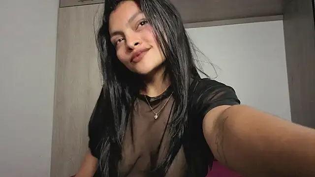 Candela    online show from April 2026 03:35:02 AM