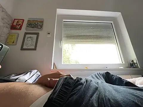 xmilolivex online show from May 2026 01:28:01 PM